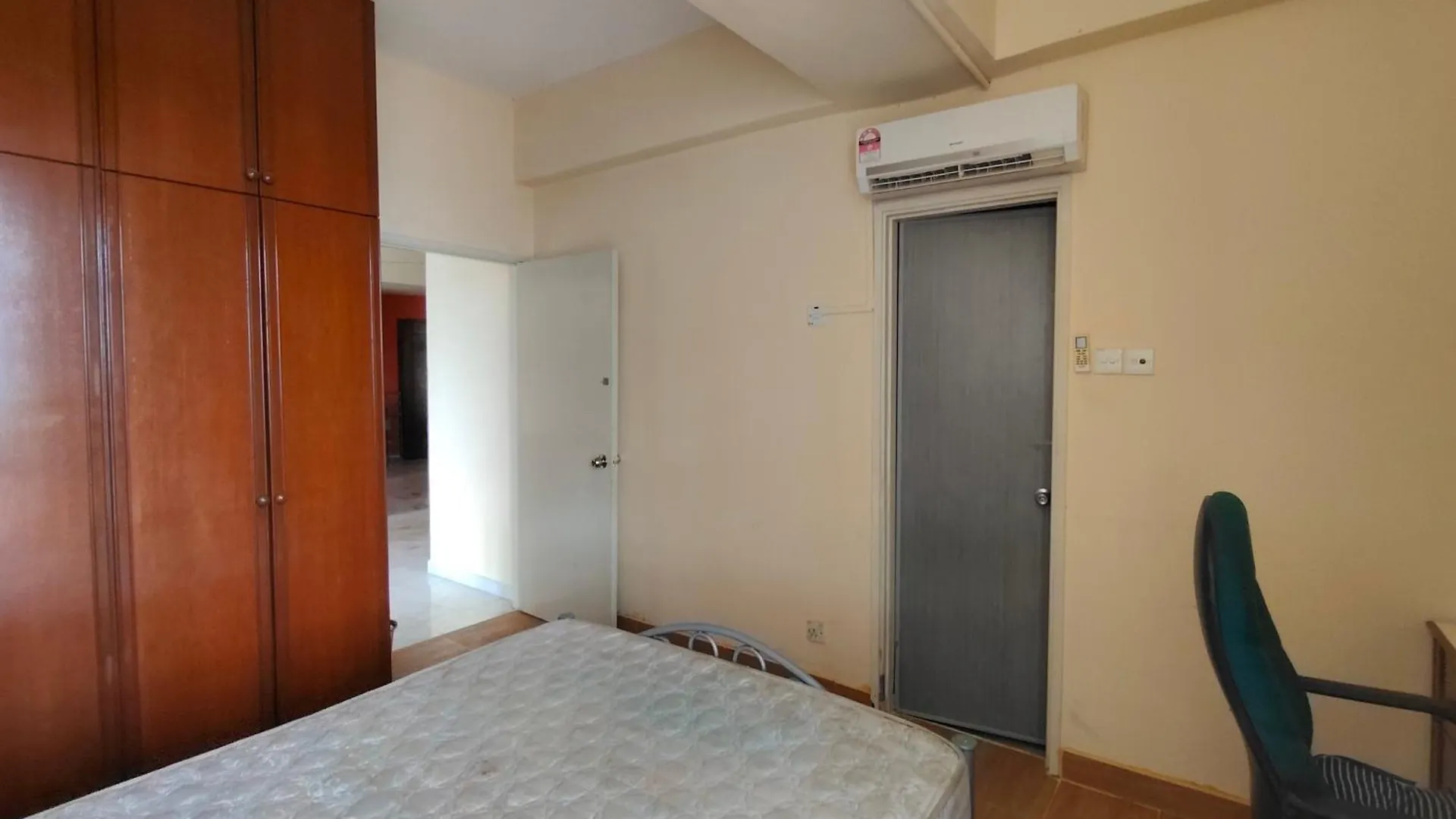 Villa Putra Pwtc R2 Middle Room 쿠알라룸푸르 홈스테이